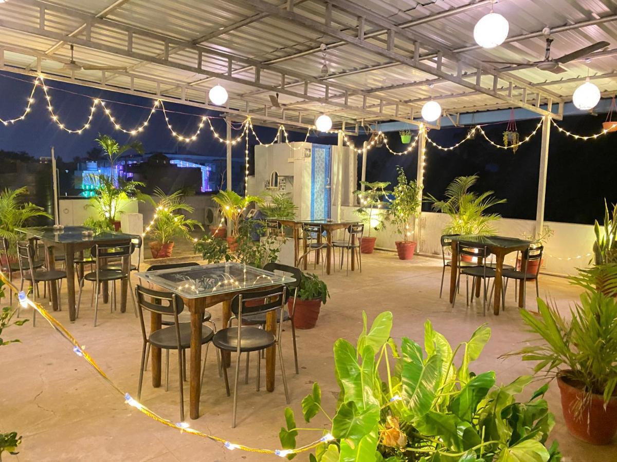 La Paradise Residency ปอนดิเชอรี ภายนอก รูปภาพ
